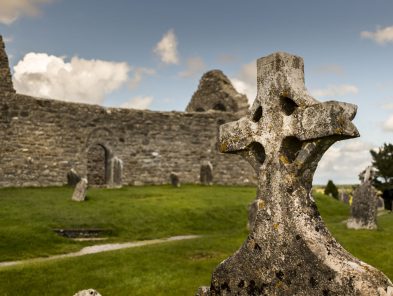 98722274 - celtic cemetery in norther ireland